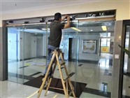 南京六合区专业办公室玻璃门维修安装门禁维修自动门维修