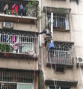 上海外墻水管維修更換服務(wù)指南：專業(yè)解決PVC/鑄鐵管道問題