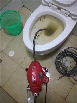 東城區(qū)北三環(huán)疏通下水道61581678疏通馬桶