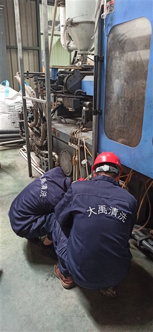 六安市10噸鍋爐清洗粉體流冷卻器清洗