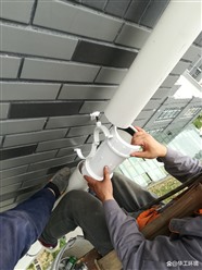 南京廚房水槽改臺中盆-浴室柜安裝-拆除舊衛(wèi)浴和淋浴房-上下水管漏水維修