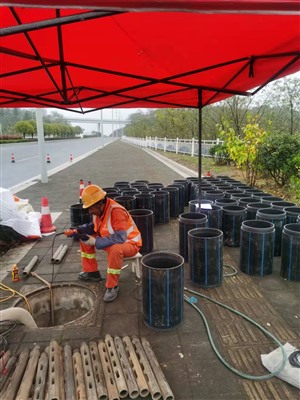 宜興市楊巷鎮(zhèn)非開挖頂管置換-工廠污水管道清洗