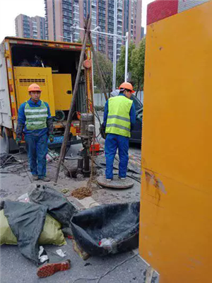 無(wú)錫江陰市政管道清淤檢測(cè) 管道堵塞疏通清理 高壓沖洗管道 專業(yè)清疏團(tuán)隊(duì)