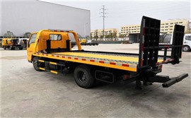 長(zhǎng)興縣汽車道路救援電瓶搭電,離您較近，24小時(shí)服務(wù)