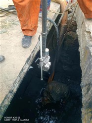 洛陽西工區(qū)抽工業(yè)污水池 下水道清淤價格 洛陽西工區(qū)小區(qū)管道疏通公司