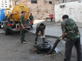 西山区大观公园周边清理化粪池 清理污水池 抽粪 抽污水直通车