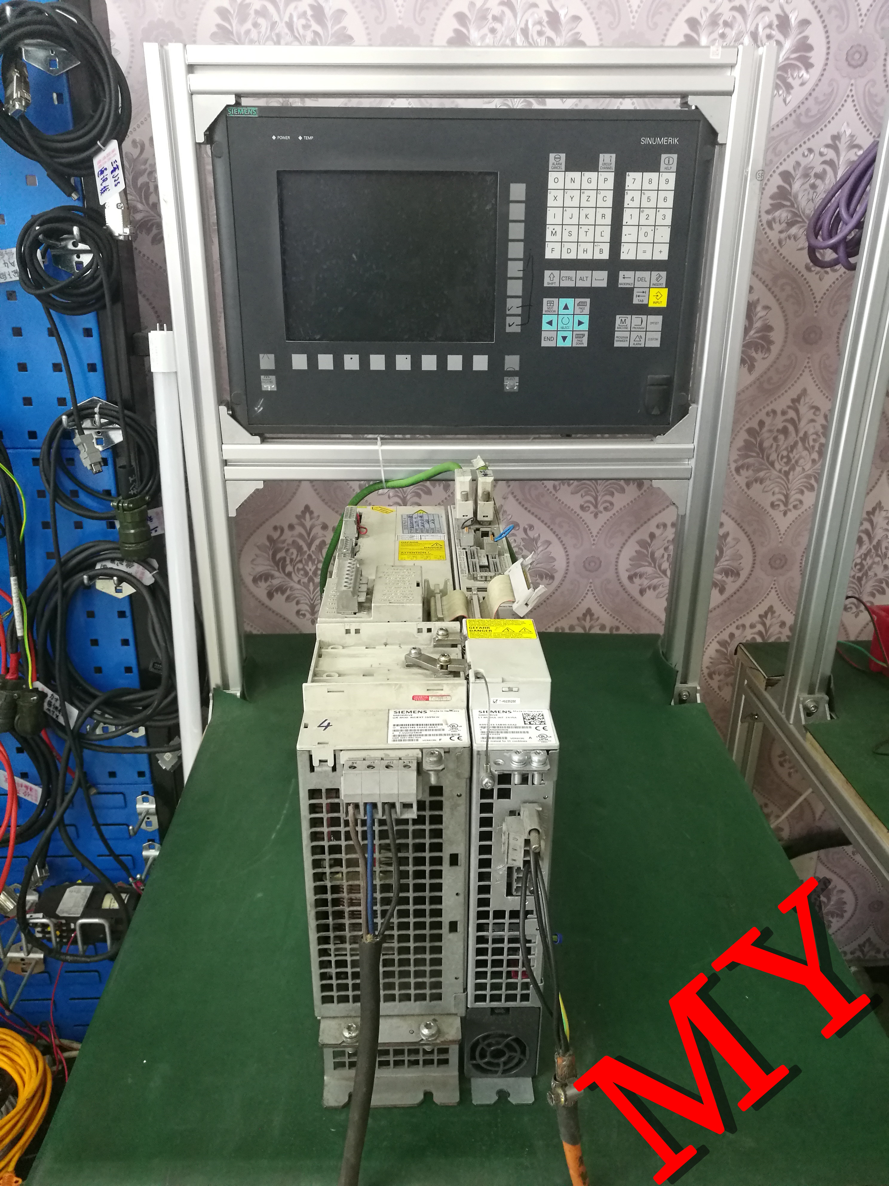 天津西门子PCU50无法识别U盘黑屏进不去系统检测维修