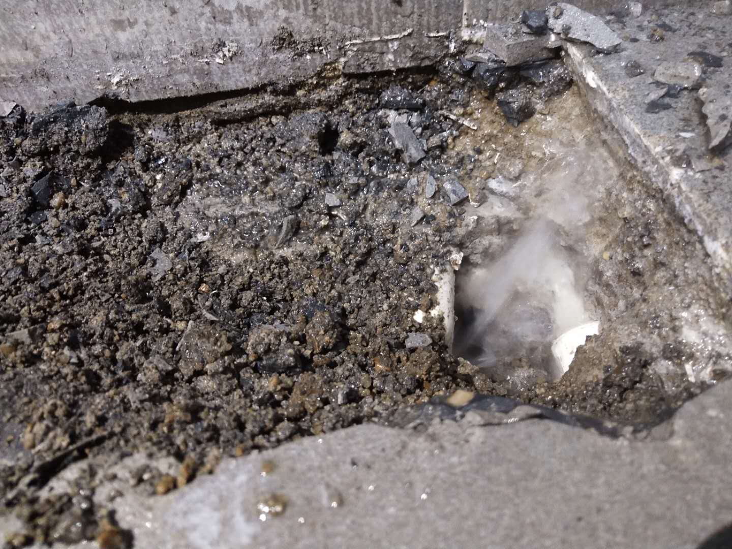 房屋日丰暗管漏水测漏 广州家庭水管查漏电话