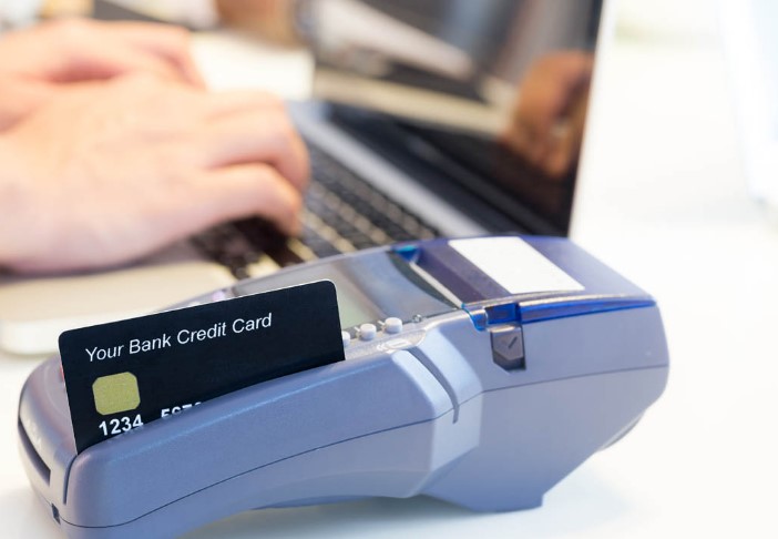 新区pos机的生产厂家pos机费怎么算手机刷卡机费率