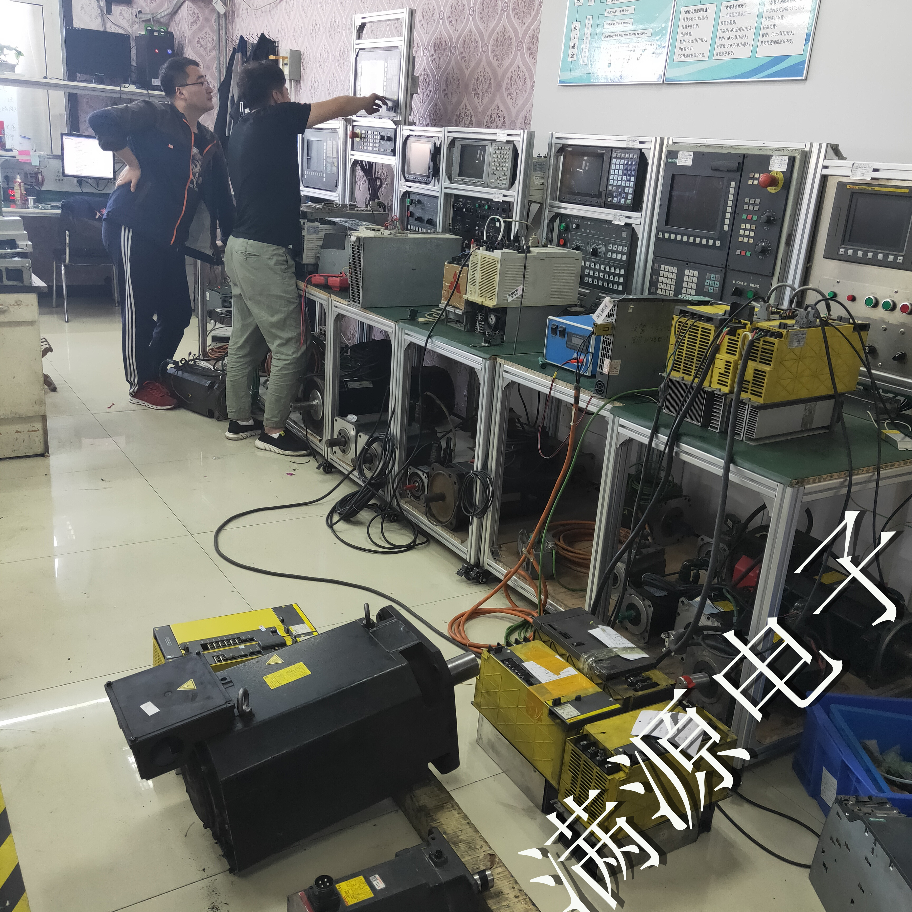 天津施耐德Schneider伺服电机报警过载电机过热维修