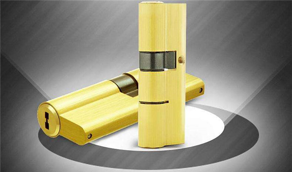 济南缤纷五洲附近开锁公司 专业更换各类锁芯 外装锁