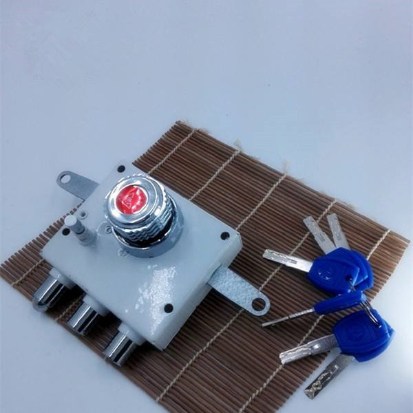 济南香港国际附近开锁公司 天桥区安装猫眼 维修防盗门