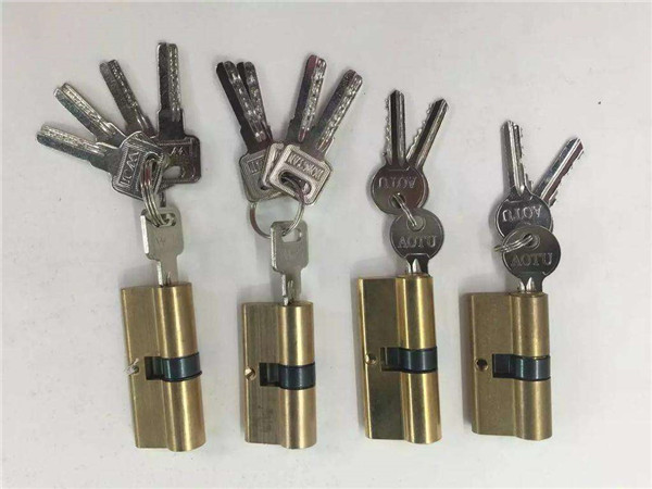 济南堤口路周边开锁公司 世茂天城 名泉春晓开锁修锁