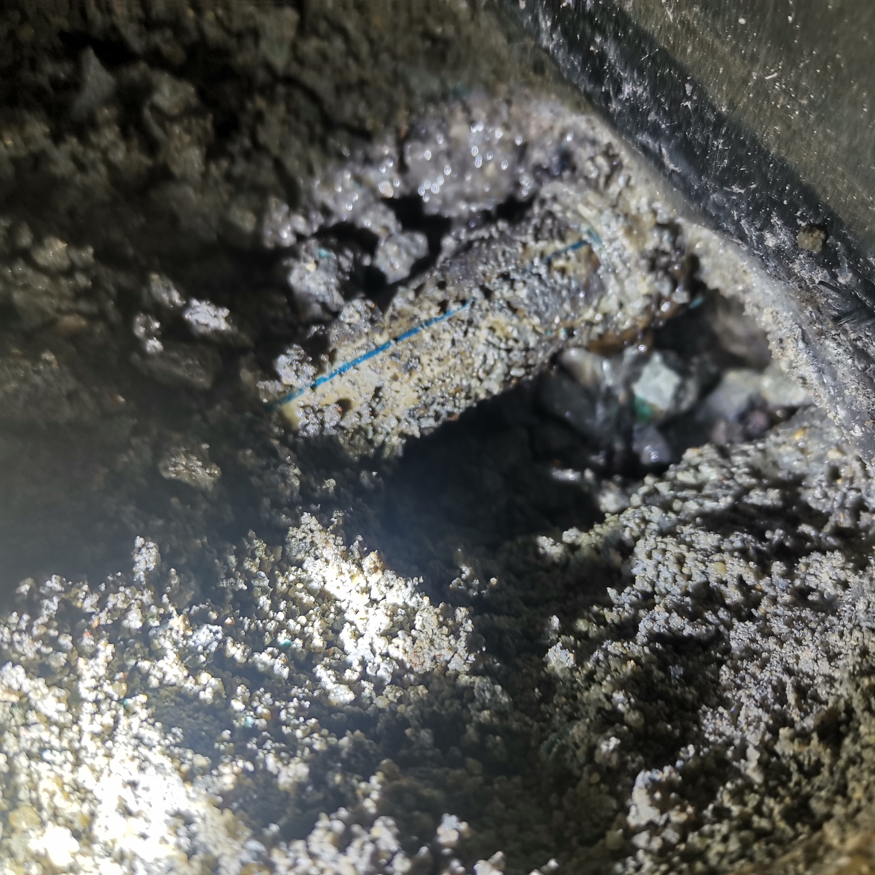 广州市给水管爆管抢修--别墅地下暗管渗水公司