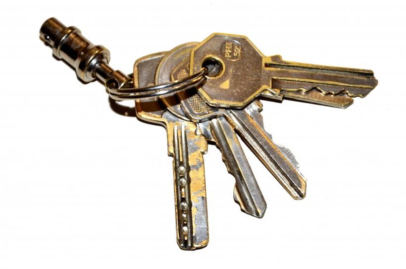 济南解放东路附近开锁公司 现代逸城 燕山公馆 钥匙有多种型号