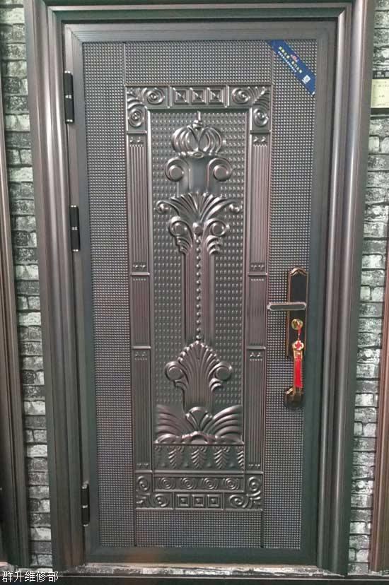 济南高新区专业防盗门安装维修换锁开锁服务电话