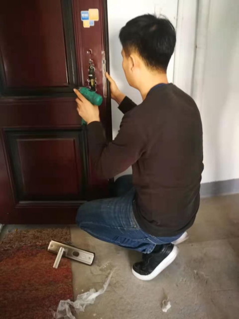 天津市东丽区开锁公司/东丽区张贵庄防盗门维修电话