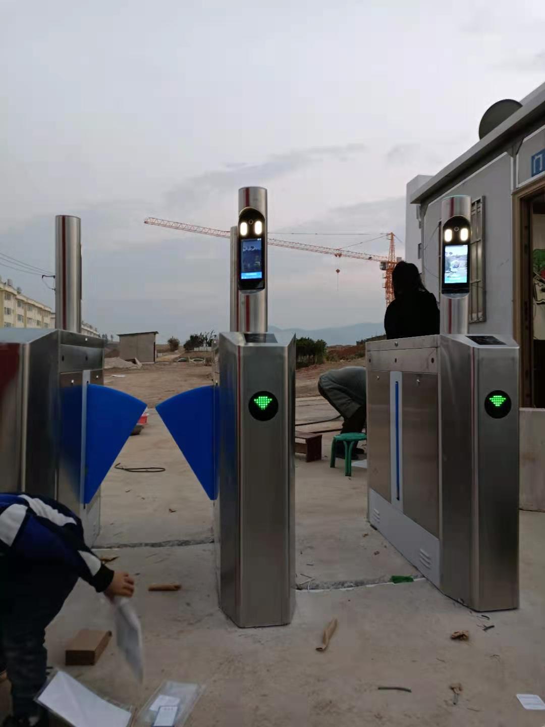 宝丰修自动卷帘门,快修卷帘门,宝丰县电动门维修