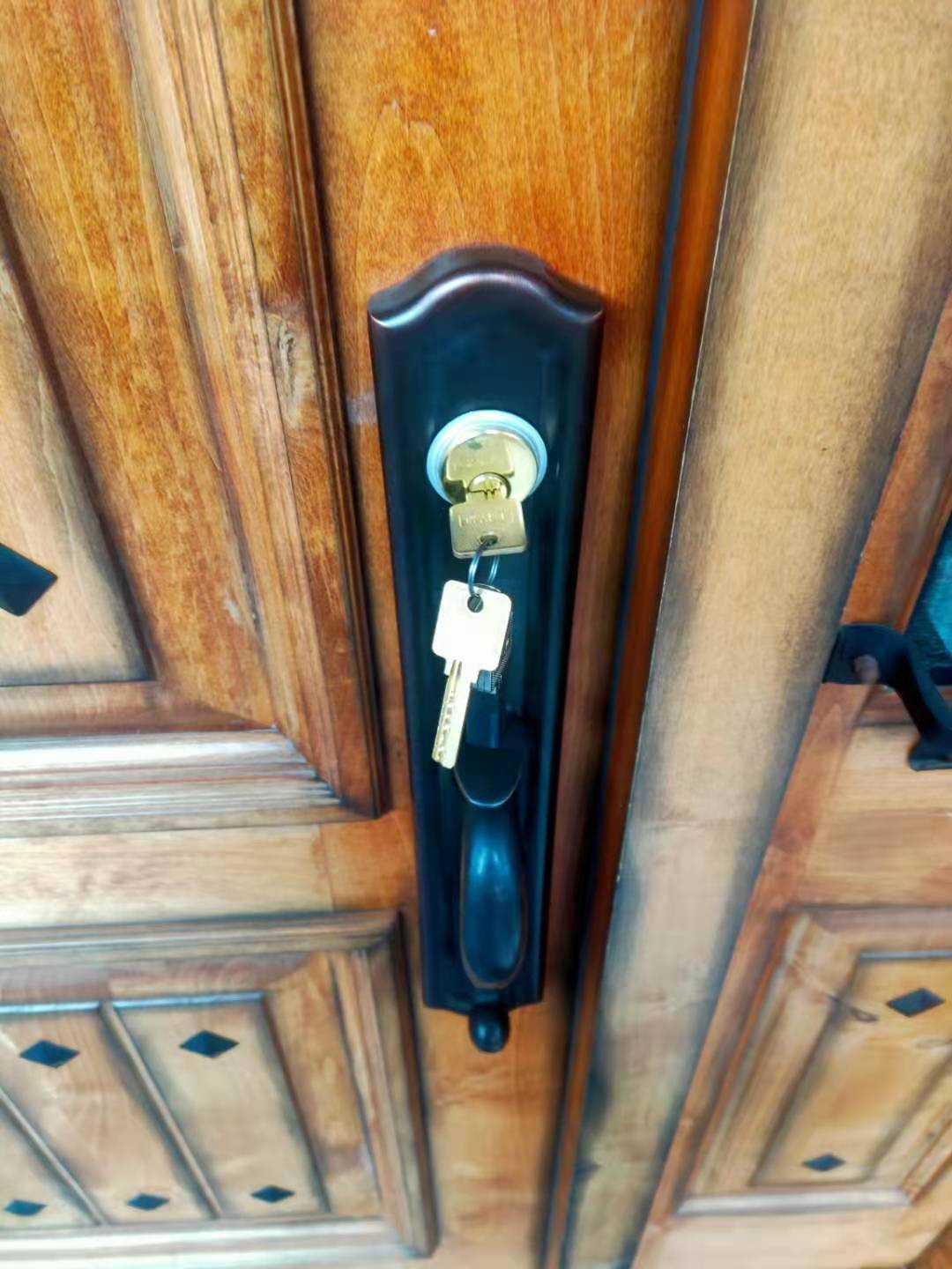 岳各庄开锁公司(无损开锁)岳各庄开车锁