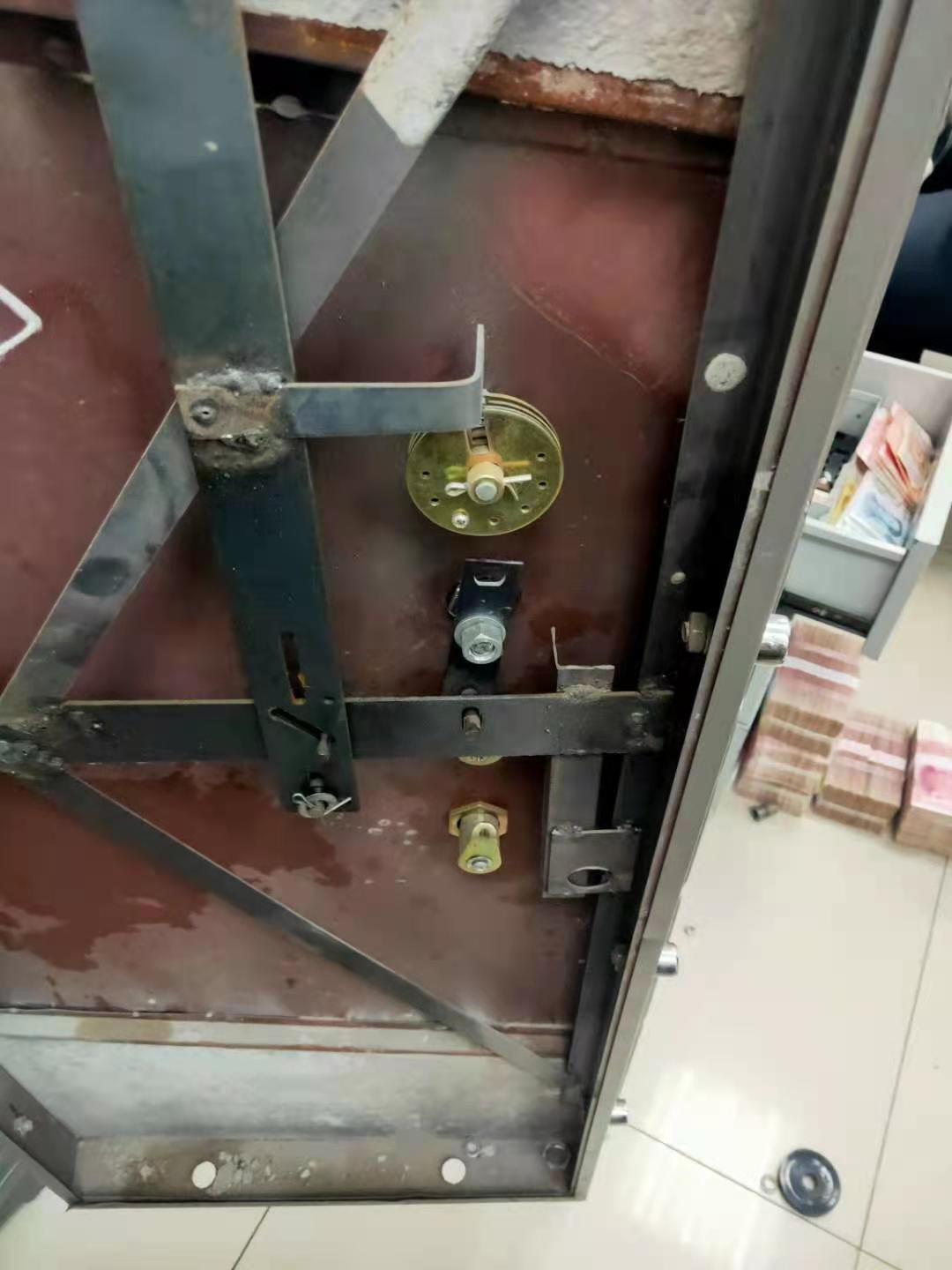 八里庄开锁,防盗门,八里庄附近开锁