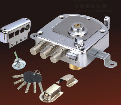 济南段店馨苑附近换锁芯 开锁公司 换指纹锁密码锁