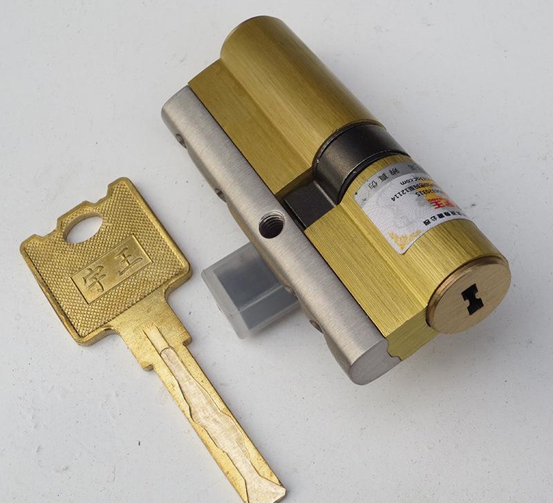 济南万盛园小区附近开锁公司电话,可全市上门，价格实惠