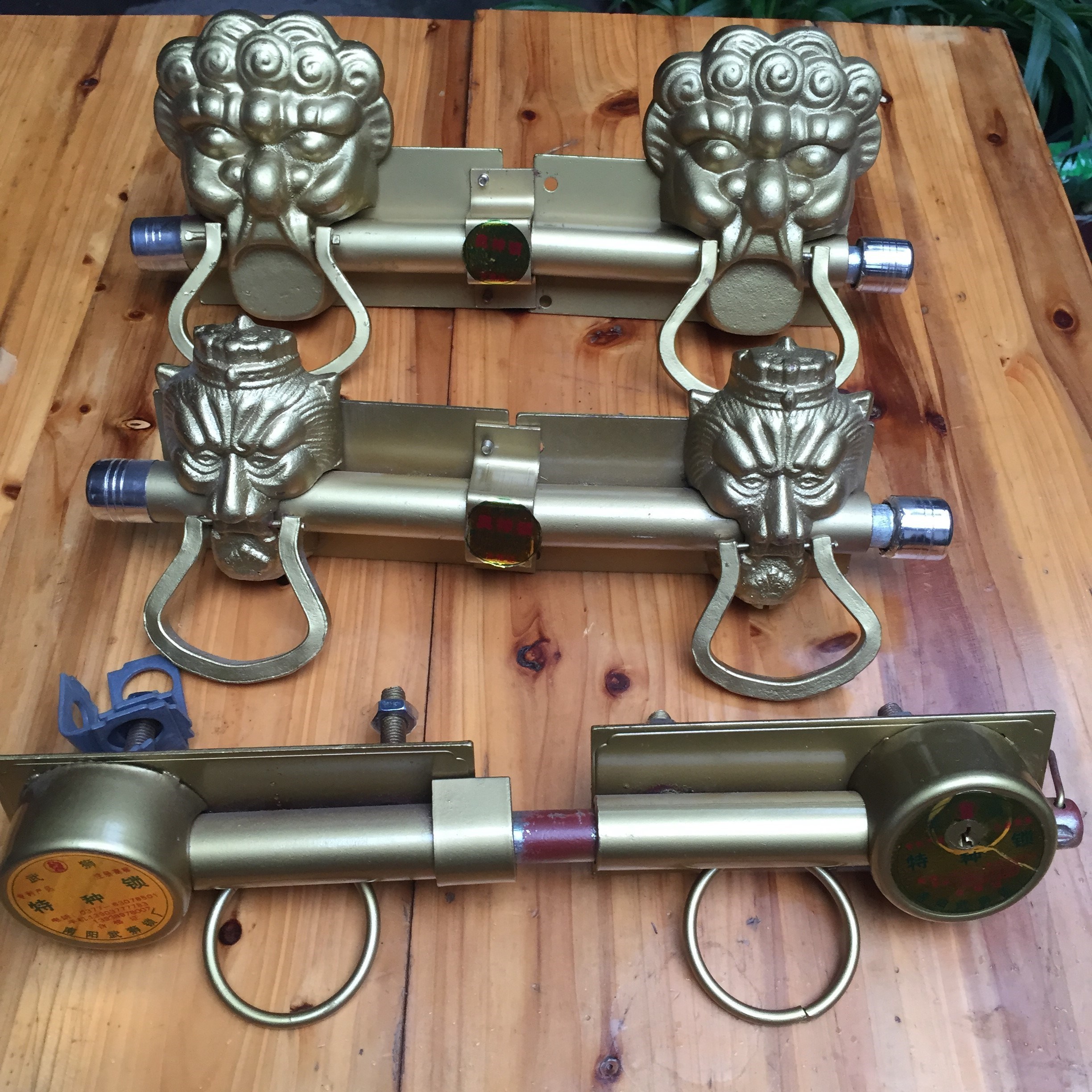 济南安泰诚品附近开锁公司电话,锁具维修配蓝牙卡