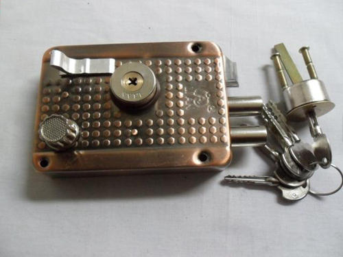 济南明德馨苑附近开锁公司电话/专业开保险柜锁