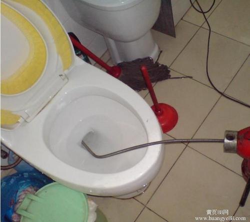 济南天桥区附近疏通公司～重汽嘉祥苑水箱马桶蹲便维修安装公司