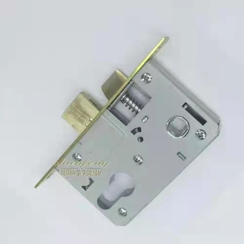 济南山景园小区附近开锁换锁 济南市中区开锁换锁芯上门服务