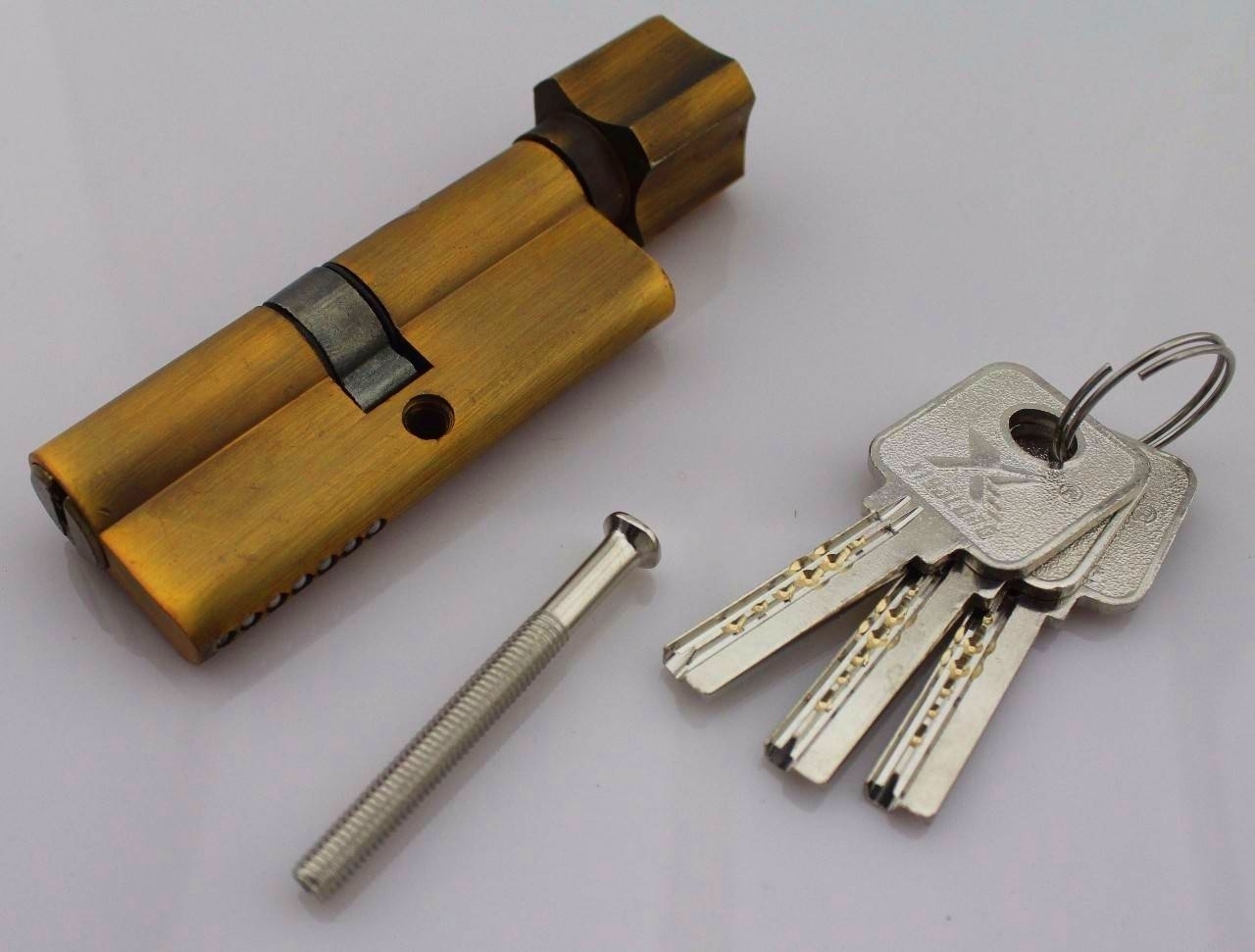 济南大学附近开锁公司各区附近师傅10分钟上门服务价格优惠