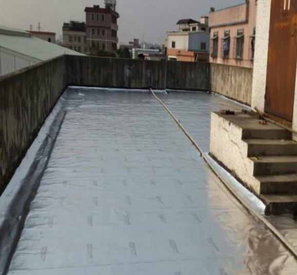 鄱阳水池补漏鄱阳楼顶漏水维修_从此不漏