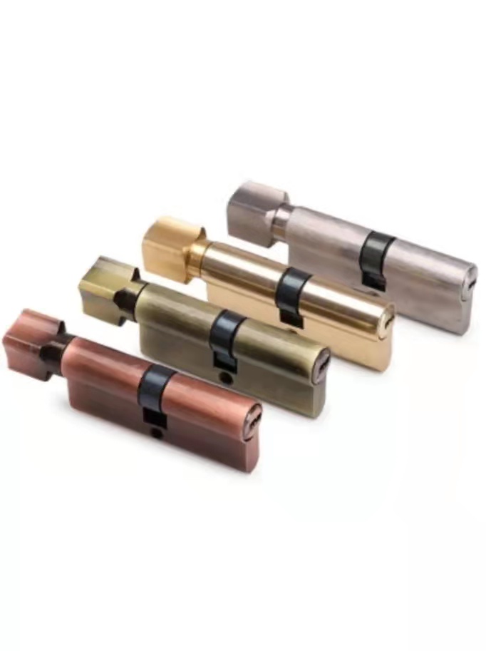 济南浆水泉路附近开锁公司电话，换锁芯、安装密码锁保险柜锁