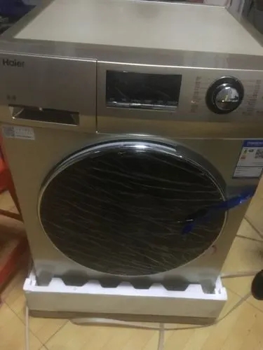 **滚筒洗衣机一直进水不停是什么原因？