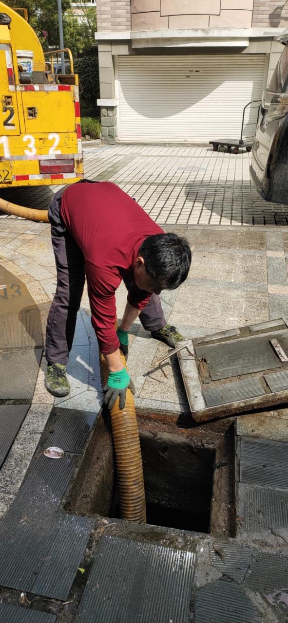 临平抽粪车上门抽粪抽污水抽淤泥