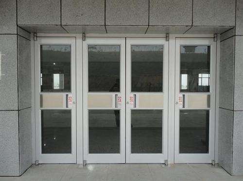 济南维修玻璃门方案 济南修玻璃门价格 换玻璃门地簧