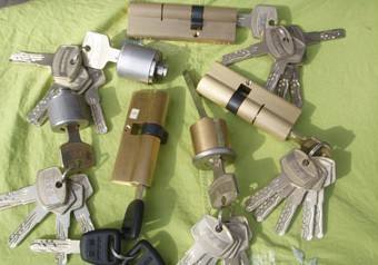 济南孙村附近开锁公司 玥玛指纹锁 好太太指纹锁密码锁