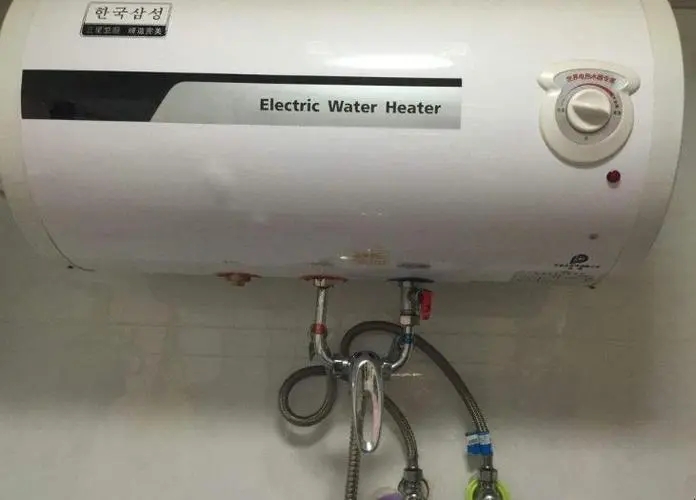 热水器加热时滴水漏水怎么回事？是热水器坏了吗？