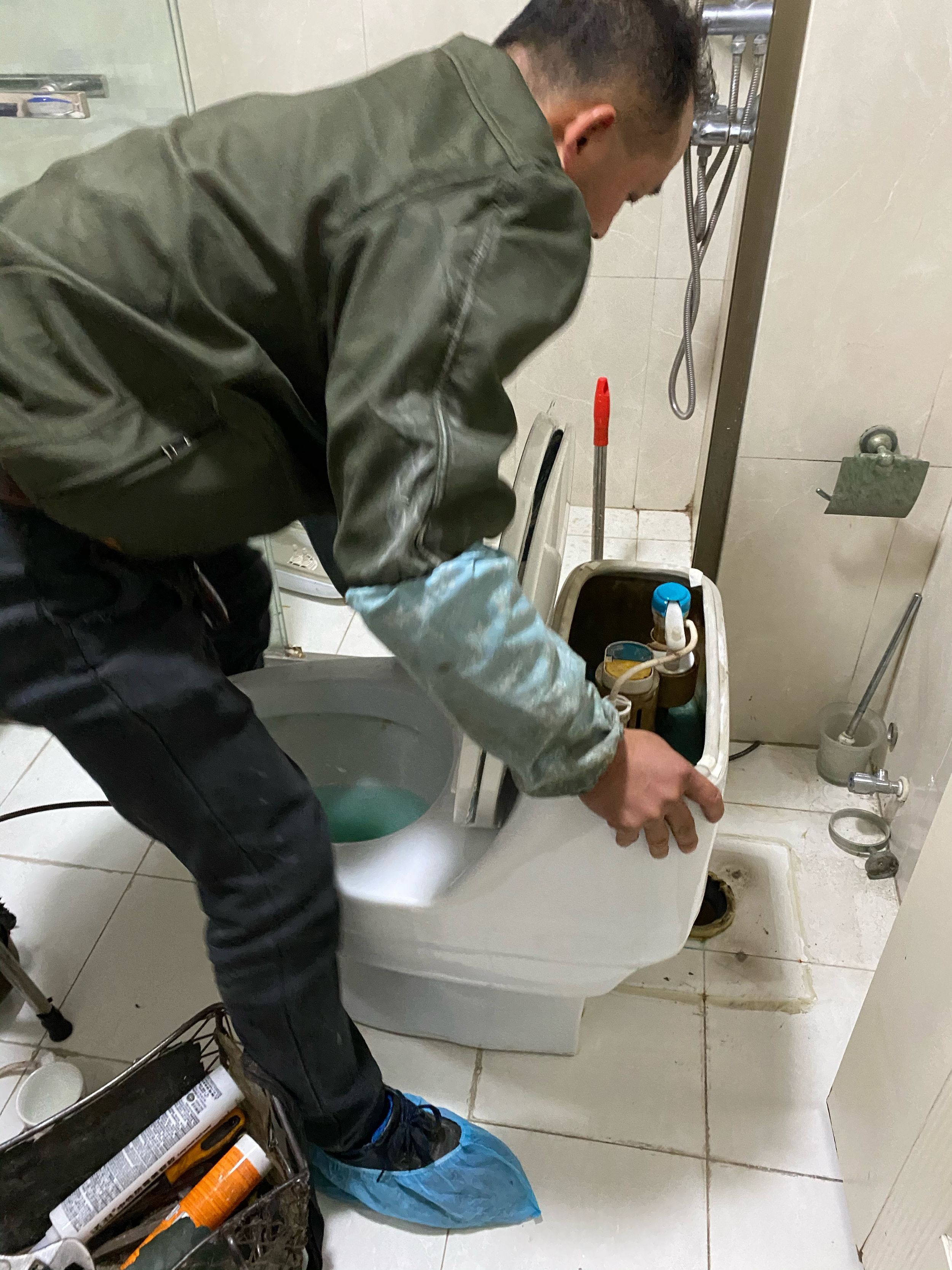 济南西客站附近疏通下水道公司/家庭、酒店、公司下水道疏通