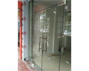 西安安装维修钢化玻璃门更换玻璃