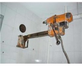 专业打空调孔墙面打孔热水器打孔油烟机孔钻孔大理石台面打孔
