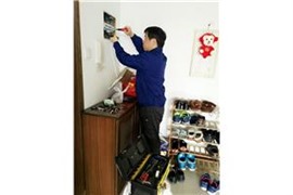 扬州电工上门长期电路、开关、插座、没电，维修安装，价格公道