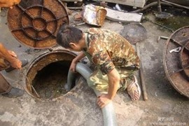 西部客运站周边小区餐馆酒店专业清理化粪池清理隔油池清沟抽粪