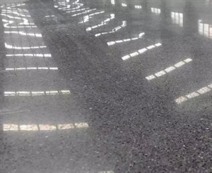 上海松江区金刚砂地坪打磨固化 旧耐磨地坪翻新抛光