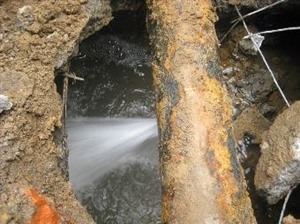 水管查漏 自来水听漏 自来水管漏水探测找添润专业公司