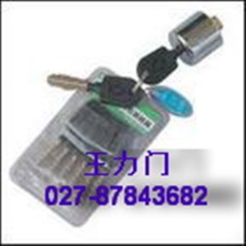 武汉中南路街开锁换锁芯电话