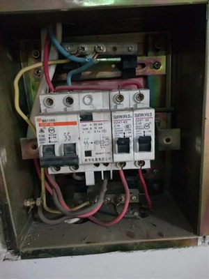 太原修电查电换灯换插座,更换漏保开关,检修漏电跳闸送不上电