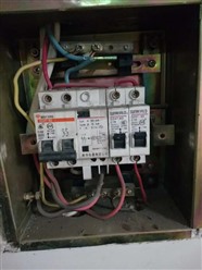 太原市电工电路故障跳闸维修 线路改造 插座短路 老房子换线