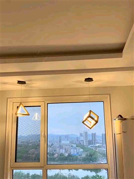 专业维修水管，灯具维修灯具24小时工作。