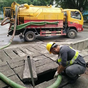 桂林市抽泥浆桂林抽淤泥桂林抽污水公司